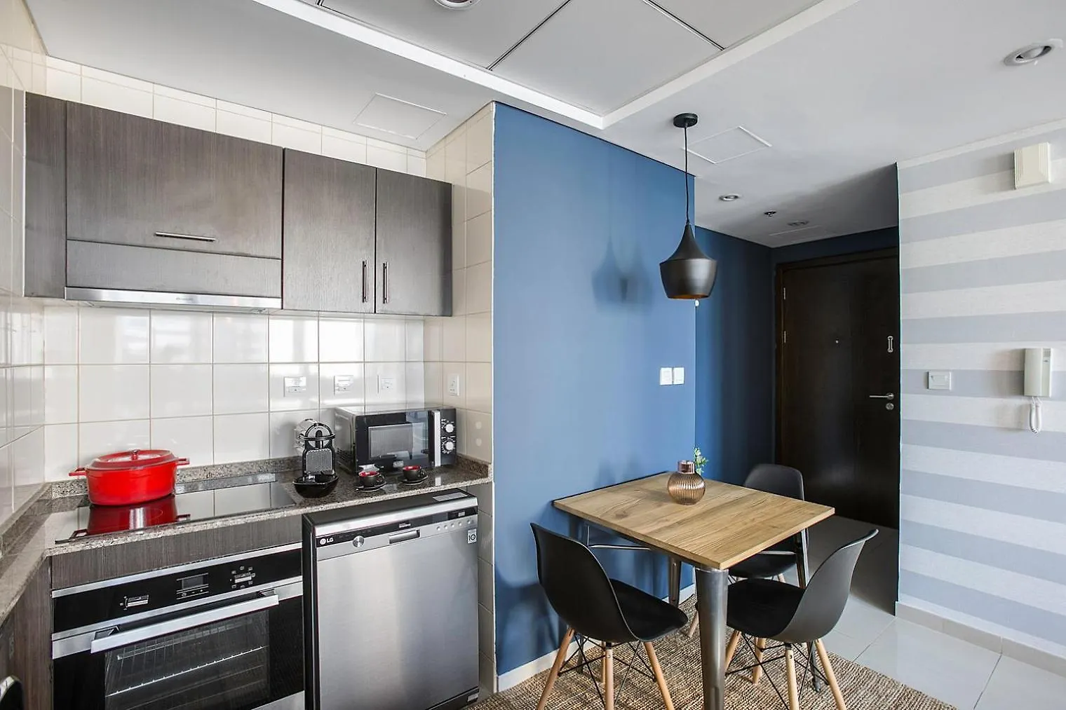 Blueground Marina Pool Gym Dxb-377 Apartment Dubai